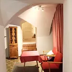 Mit 1 Schlafzimmer In Altstadthaus Daire Sankt Veit an der Glan