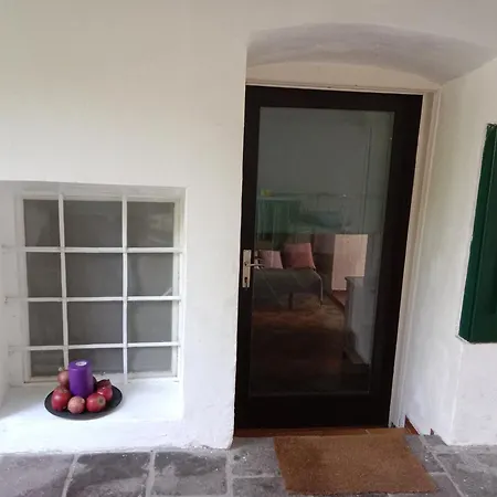 Mit 1 Schlafzimmer In Altstadthaus