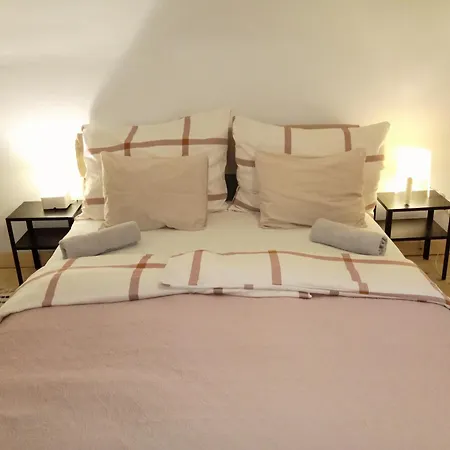 Mit 1 Schlafzimmer In Altstadthaus *