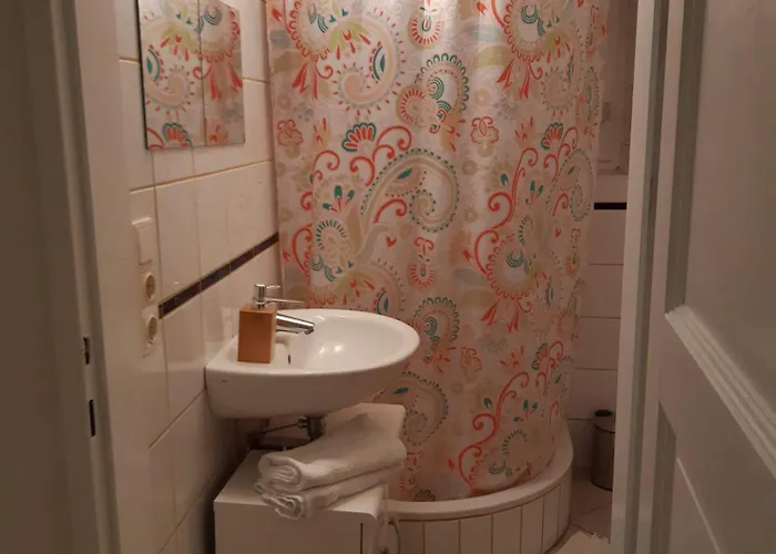 Mit 1 Schlafzimmer In Altstadthaus Apartment