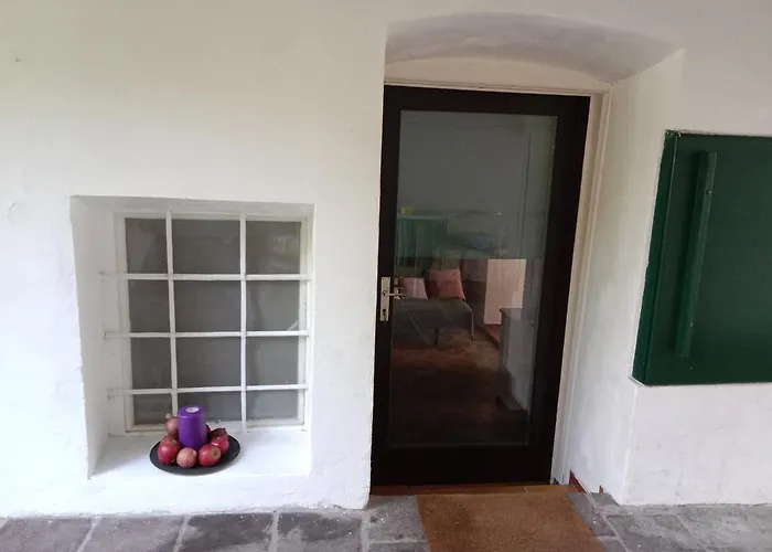 Mit 1 Schlafzimmer In Altstadthaus