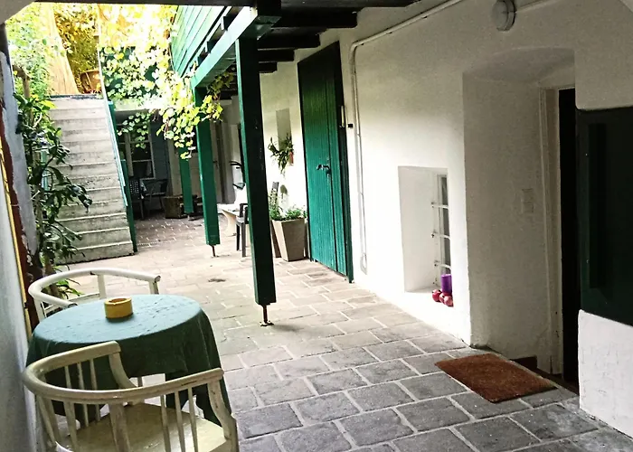 Mit 1 Schlafzimmer In Altstadthaus Appartamento Sankt Veit an der Glan