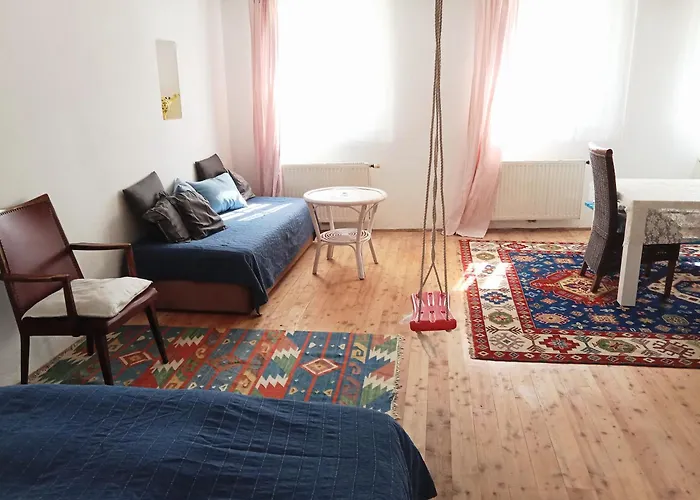 Mit 1 Schlafzimmer In Altstadthaus Apartment *